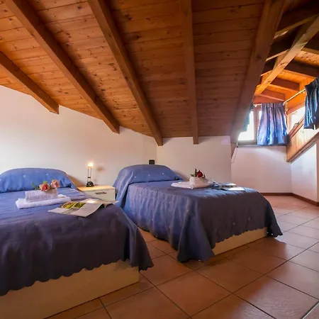 Sleeps 5 Appartamento *