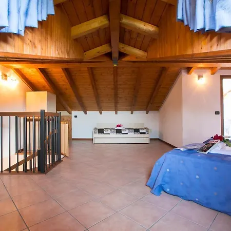 Sleeps 5 Appartamento
