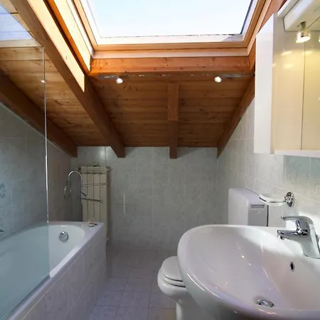 Sleeps 5 Appartamento *